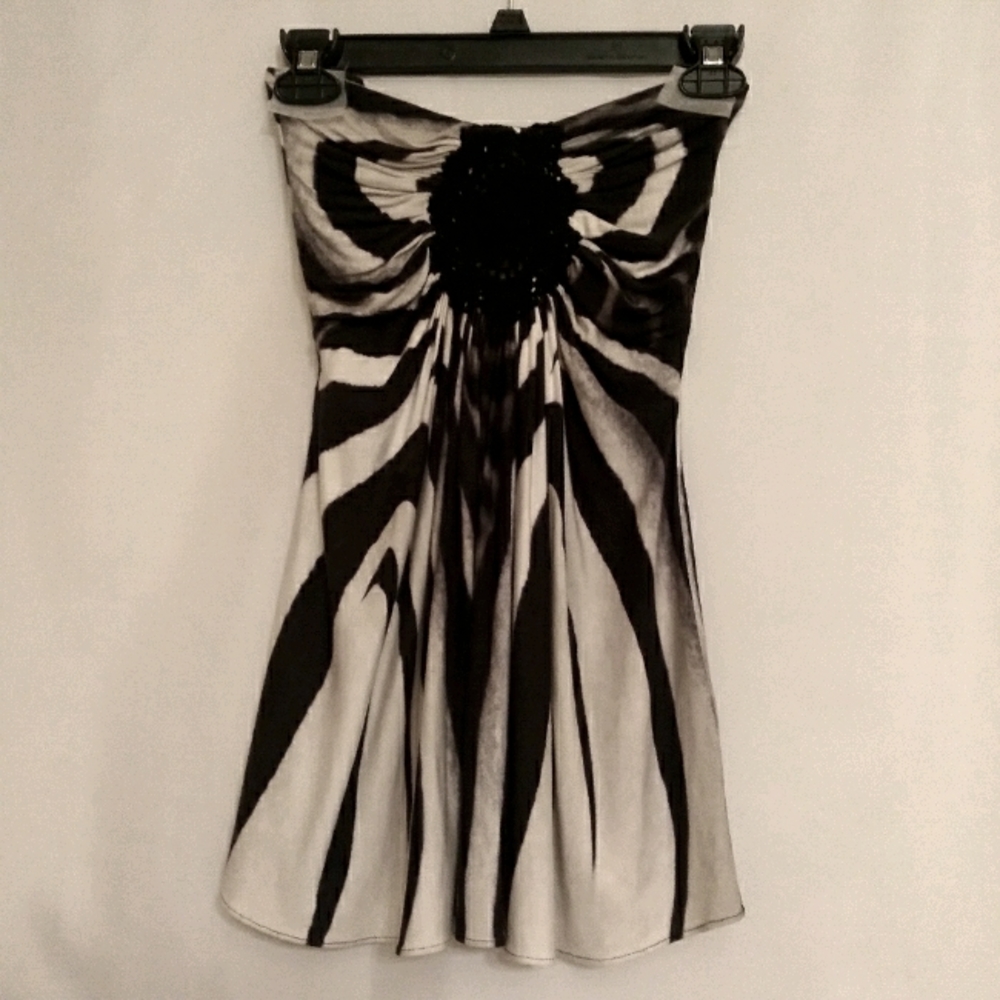 Sky Black and White Camisole Top